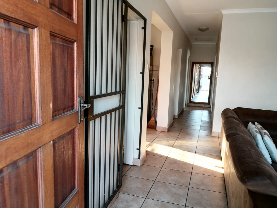 3 Bedroom Property for Sale in Waterval East North West